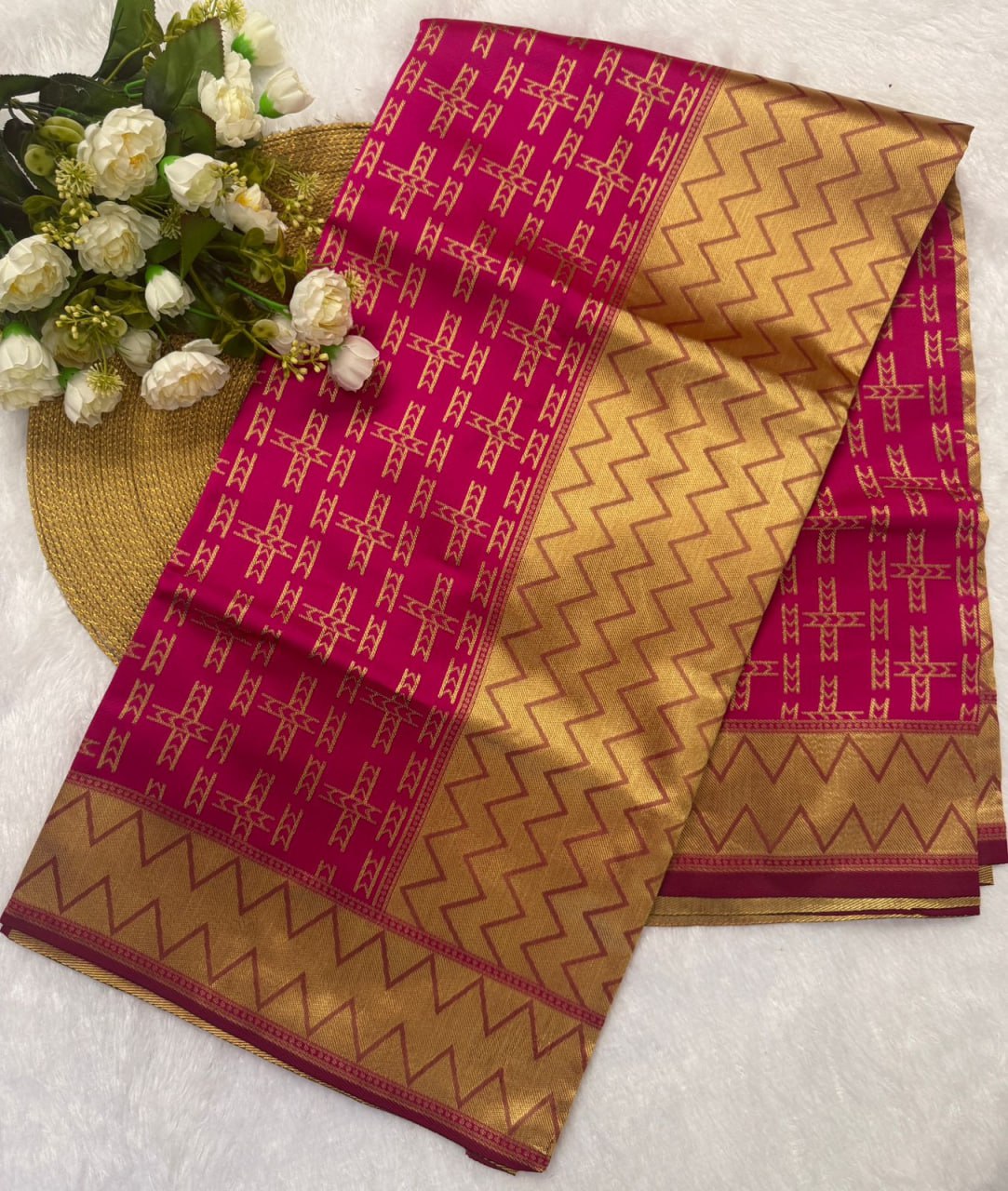 New Arrival Pink Color Soft Silk Saree With Blouse Piece