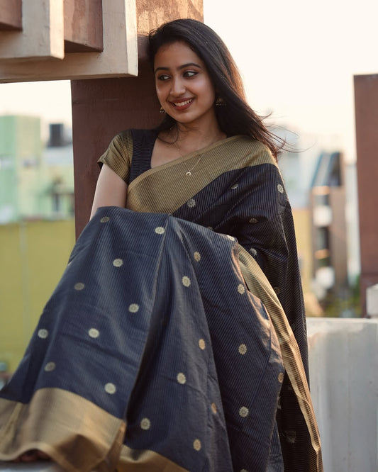 Plain Black Color Silk Saree