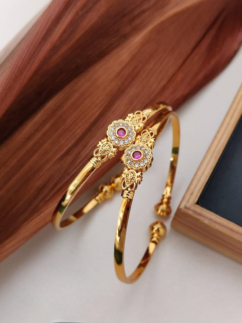 Women's Adjustable Bracelet or Bangles For Women And Girls
