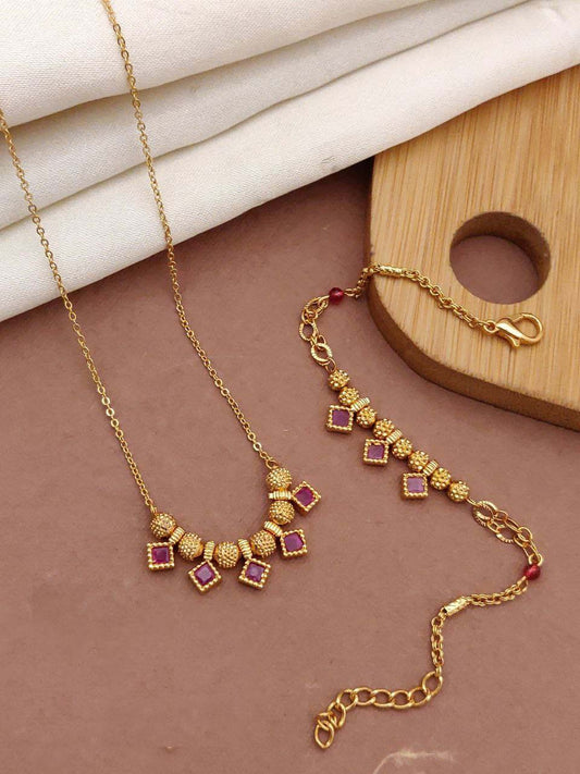New Arrival Fancy Pearls Necklace